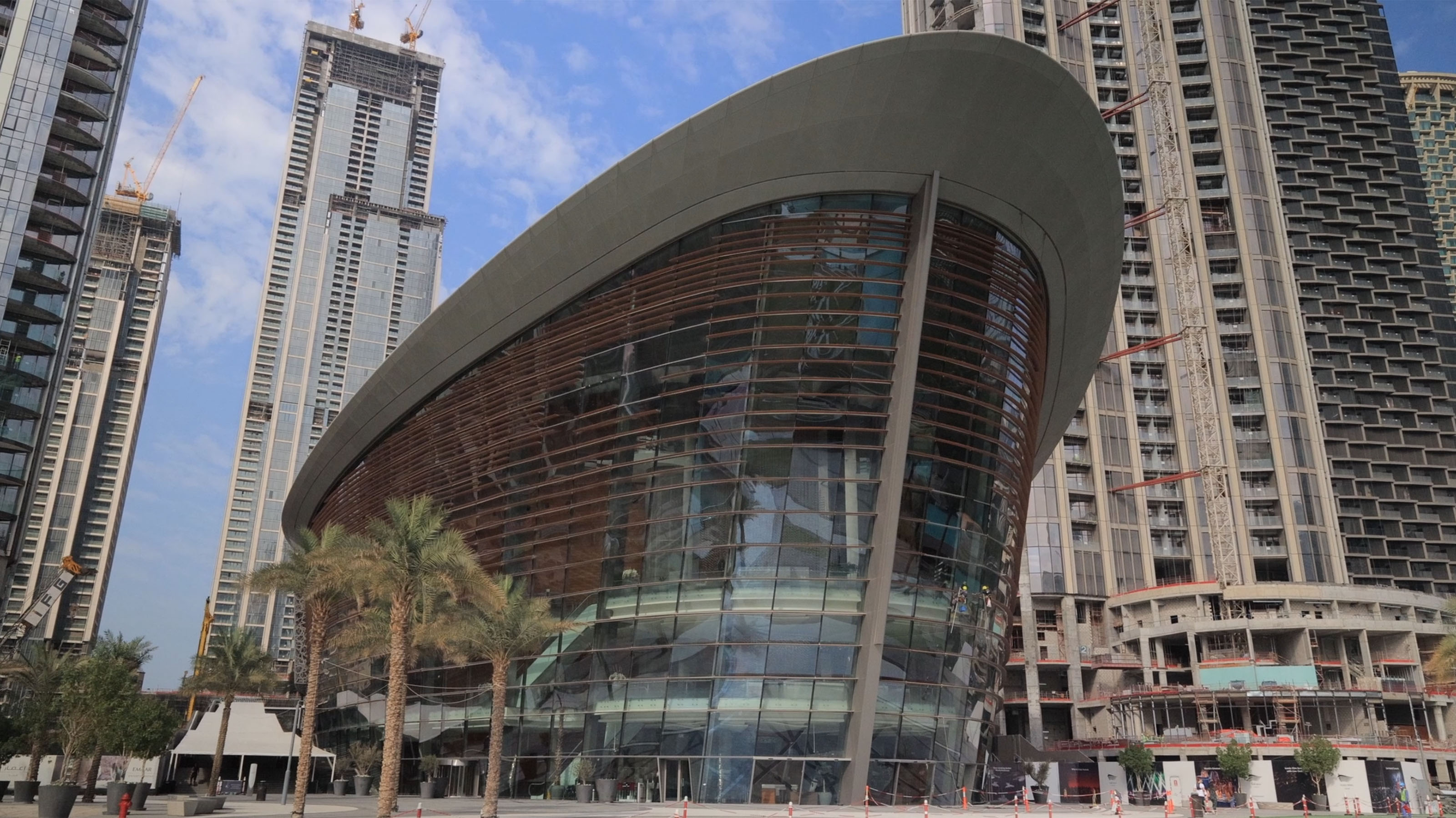 Концерт "Виртуозов" в Дубае.mp4 смотреть онлайн