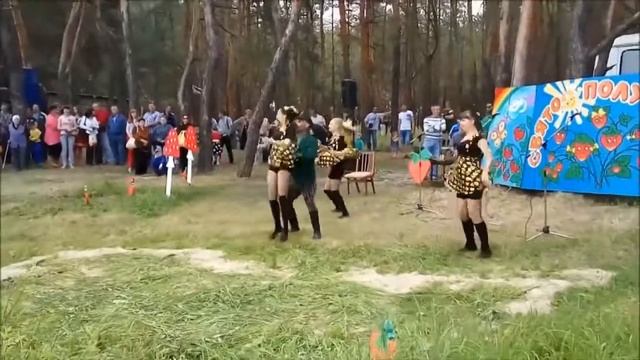 Ярмарка праздник Клубники. 11. 06. южная сторона г Лиман смотреть онлайн