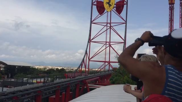 ФЕРРАРИ ЛЕНД (FERRARI LAND) смотреть онлайн