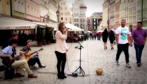 КРУТО СПЕЛА ПЕСНЮ РИАННЫ ► Don't Stop The Music - Rihanna COVER