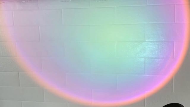 Классная радужная лампа с Алиэкспресс смотреть онлайн