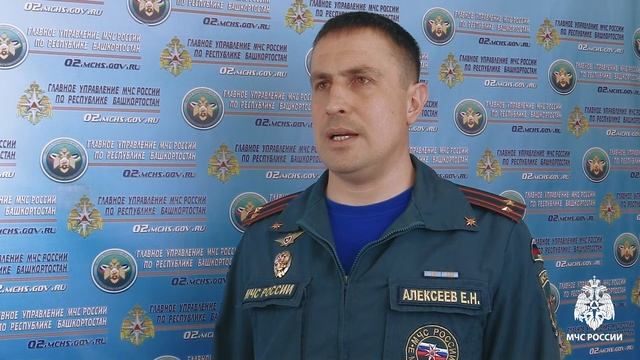 Знаете как нужно действовать при возгорании машины