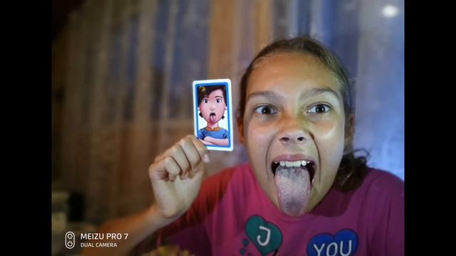 Играем дома. Гримассимус. Провести время в семейном кругу. смотреть онлайн