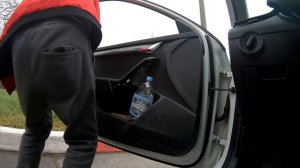Замена зеркала на шкоде А7 после встречи с быдлом