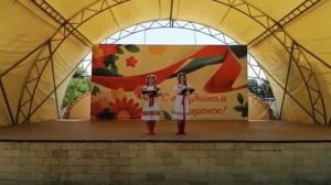 Стихотворение о святых Кирилле и Мефодии Словенских. Автор м.Надежда Кузнецова.Читает автор и дочь.