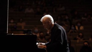 Бетховен - соната №32 (ф-но) в Харьковской филармонии