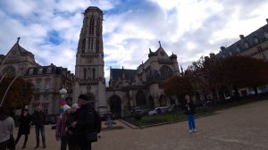 ЛУВР снаружи: его история и сад Тюильри. Церковь Святого Жермена в ПАРИЖЕ.