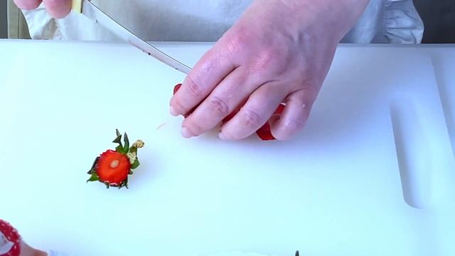 Клубничный трайфл | Десерт по мотивам Фрезье | Легкий летний десерт | Безумно вкусный трайфл