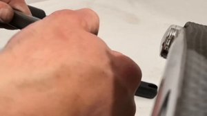 Как заменить заглушки на крестовине офисного кресла