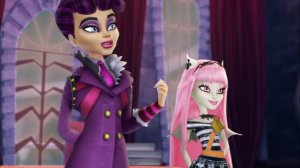Монстер Хай: новости для Клодин. Город страхов