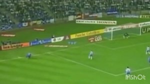 гол Роберто Карлоса с нулевого угла