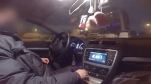 Параллельная парковка PLA 2.0 Octavia A5FL вид из салона