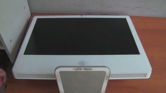 Ремонт iMac 24" White 2006 замена матрицы