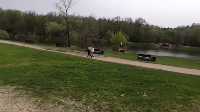 Прогулка в парк Кузьминки) смотреть онлайн
