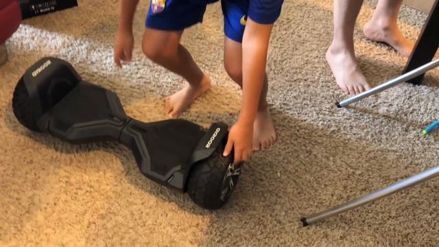 Gyroor Unboxing! смотреть онлайн