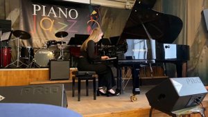 Яна, рояль в джазе 30.03.2024
Хинастера, Танец старого пастуха, Танец грустной девушки.