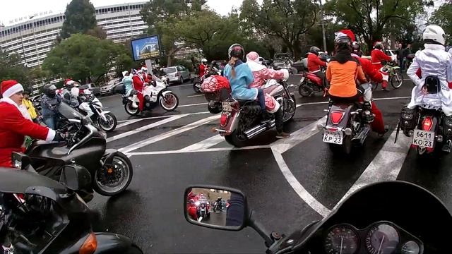 КОГДА В СОЧИ СЕЗОН КРУГЛЫЙ ГОД/СНЕГУРОЧКИ НА МОТОЦИКЛАХ/ОБВАЛЫ НА ДОРОГЕ/МЕНЯЮ YAMAHA НА BAJAJ смотреть онлайн