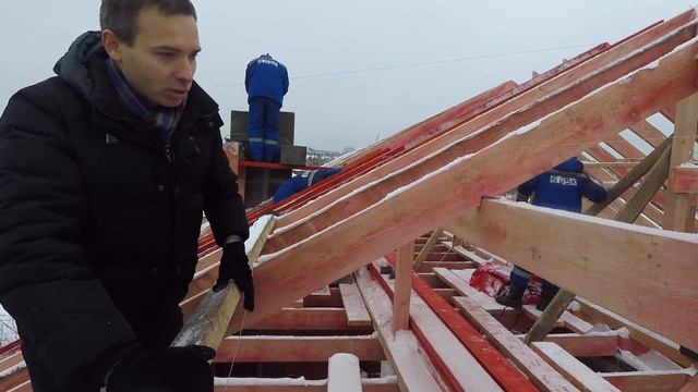 Строительство дома из газобетона. Кровля. Керамический дымоход. смотреть онлайн