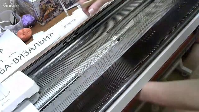 Вязание берета на двухфонтурной вязальной машинке, #связалипобежали