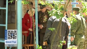 Пограничники поздравили ветерана Великой Отечественной войны в Краснодаре