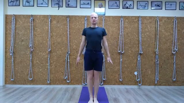 Тадасана - поза горы