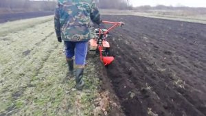 Пахота 2019 г. уже без грунтозацепов