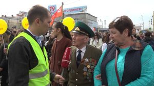 Что значит для жителей Улан-Удэ 9 мая. Общаемся с горожанами, которые пришли на Парад Победы