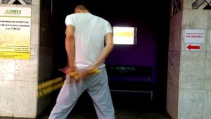 Фристайл Нунчаку видеоурок- горизонтальные перехваты вертушками