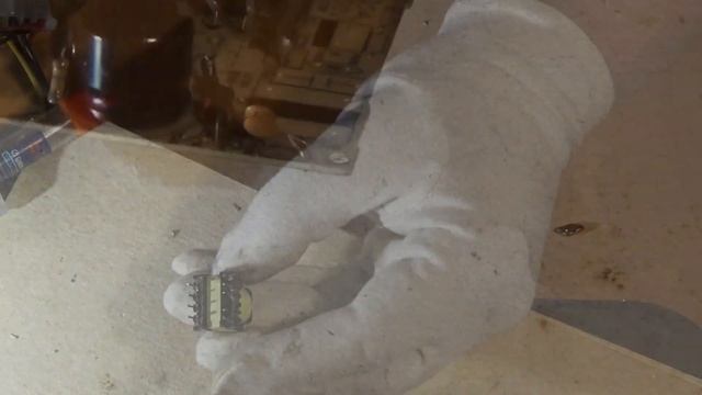 Как выпаять трансформатор блока питания не повредив из платы одним паяльником. Два простых способа. смотреть онлайн