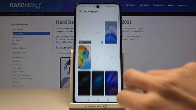 How to Change Wallpaper in HUAWEI P Smart 2021 NFC – Desktop Update смотреть онлайн