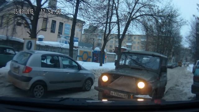 Садовый переулок Тверь Парковка у ТвГУ.mkv