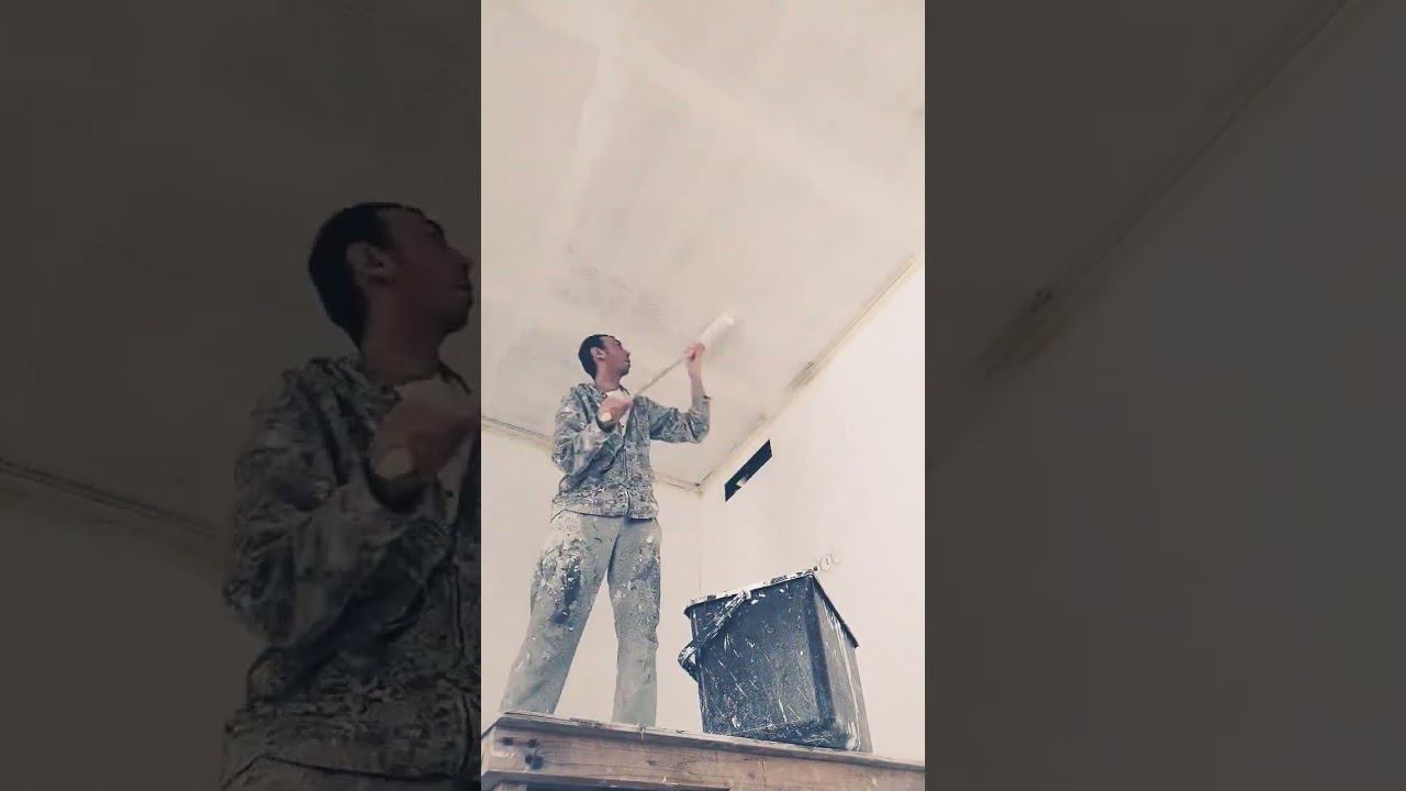 шпаклёвка потолка валиком