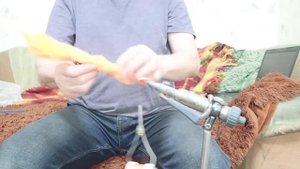 Уверенная уловистая муха на хариуса пеструшку Морковка с телом из антрона  фирмы Текстрим фл  Мелон