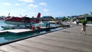 Maldive's airport (Maldivian air taxi)