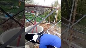 УСТАНОВКА КАНАЛИЗАЦИОННЫХ КОЛЕЦ БЕЗ КРАНА