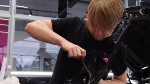 Процесс оклейки машины пленкой ORACAL 970