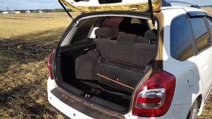 JBL party box 300 в машину.