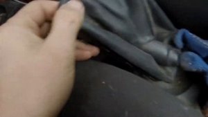 opel combo c міняємо тросик ручника