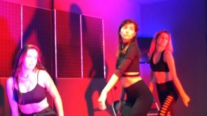 Everybody Loves An Outlaw - I see Red | Heels Class Choreography | Chair Dance