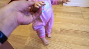 Дочки матери Играем в Куклы Кукла Пупс Умеет ходить