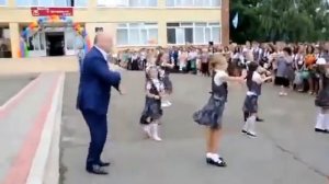 Танец главы Белореченского района на 1 сентября