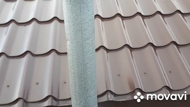 Поклеили обои на кухне. Вывел трубу на крышу. смотреть онлайн