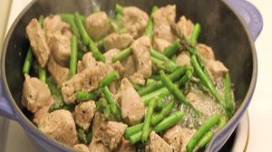 Свинина со спаржей