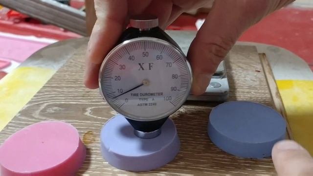 Силикон для форм Superelastic разные свойства