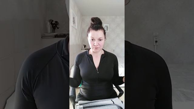 Валик. Осанка. Ровная спина. Либидо. смотреть онлайн