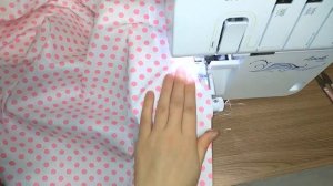 Универсальная простынь на резинке в детскую кроватку