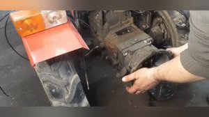 Ремонт КПП мини-трактора МТЗ-132Н.Попадание камня в почвофрезу.