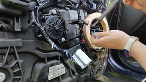 Замена штатных динамиков в KIA CEED JD на DL Audio Barracuda 165