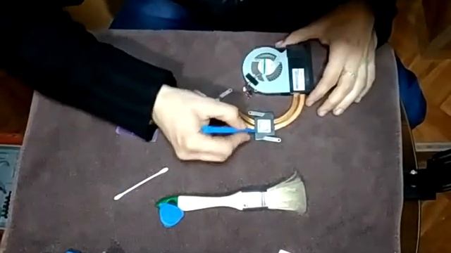 Разбор ноутбука Toshiba SATELLITE L850-D смотреть онлайн