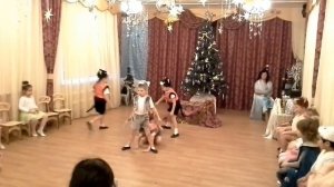 Танец котов в детском саду
